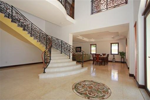 Luxurious entrance hall