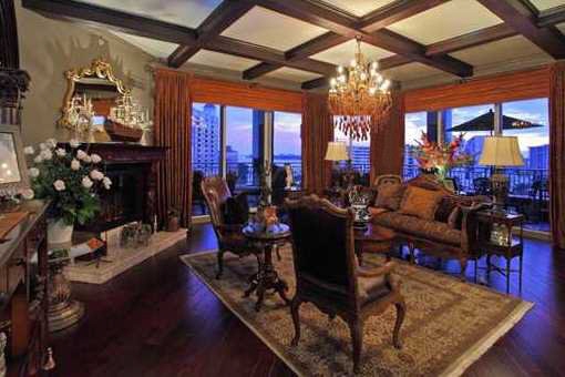 Exclusive Living room
